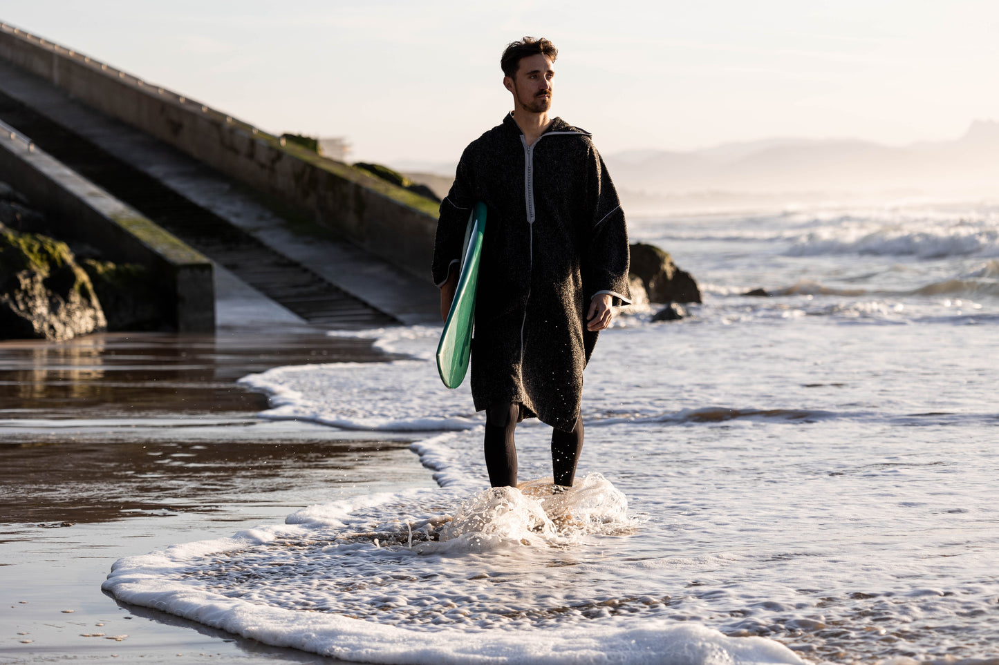 Moroccan Beach Poncho - Dark Gray Edition